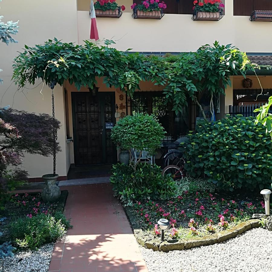 B&B L'Isola Di Casa Brembate Exterior foto